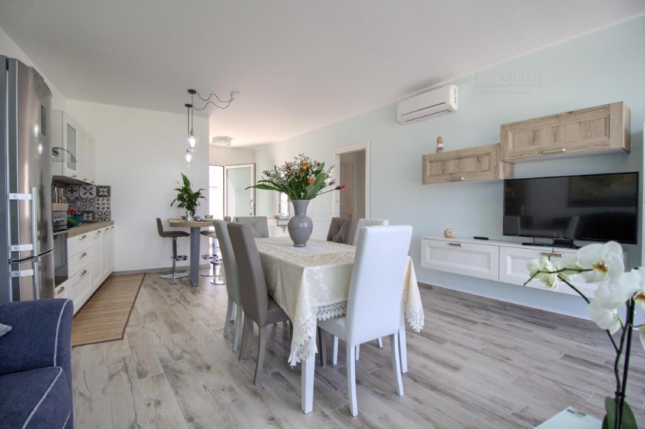 Jacuzzi Holiday Homes By Lovesud Santa Maria di Leuca Exterior foto